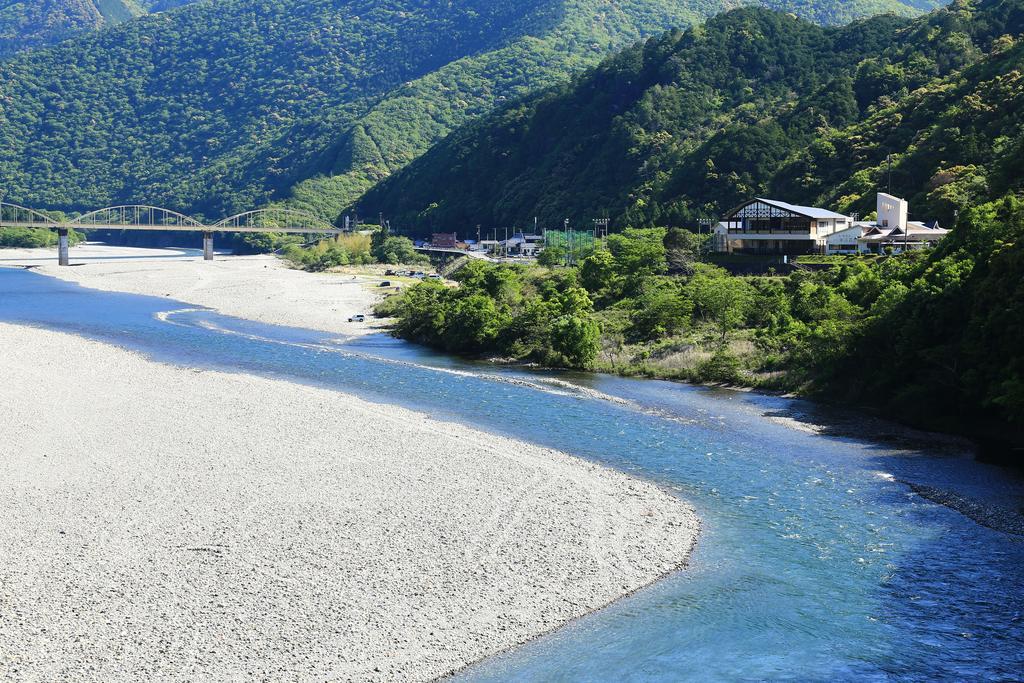 Iruka Onsen Hotel Seiryuusou Кумано Экстерьер фото
